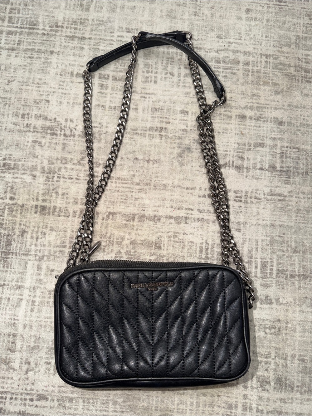 KARL LAGERFELD PARIS Karolina Crossbody bag